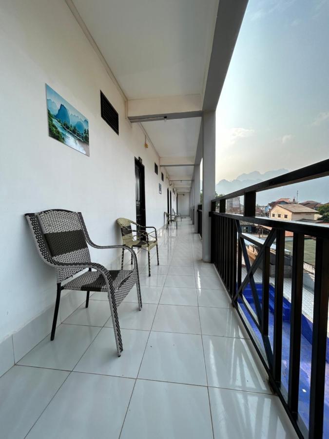 Vang Vieng Backpackers Hostel ภายนอก รูปภาพ