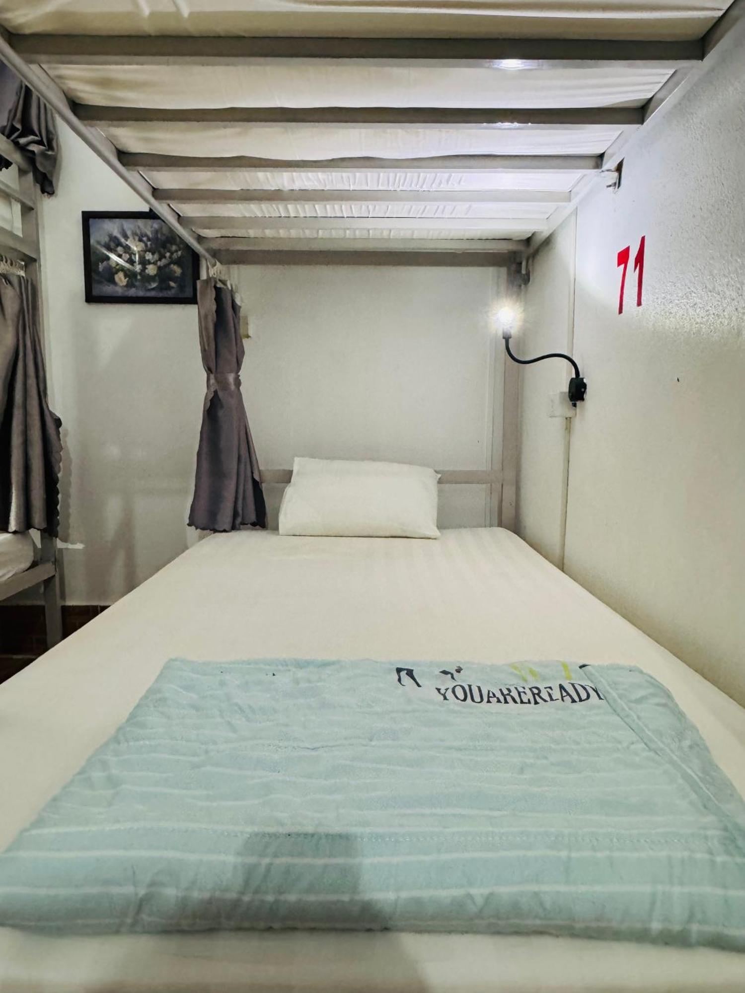 Vang Vieng Backpackers Hostel ภายนอก รูปภาพ